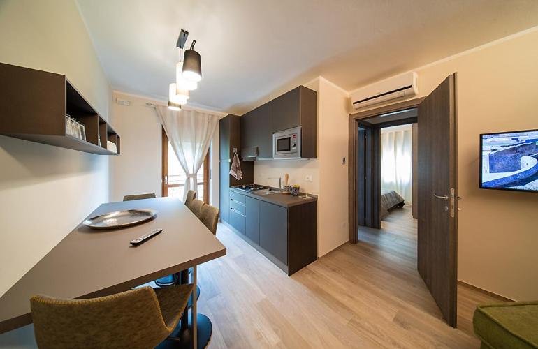 Blue Moon - Via Parigi Apartments Aosta Bagian luar foto